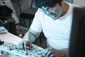 【もしも】PCのキーボードが高熱になったら、タイピングが速くなるか想像してみた